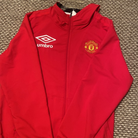 Retro Manchester United jacket. - Picture 2 of 4